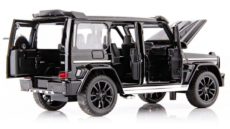 Car Model Mercedes Benz G700 G65 SUV Diecast Metal Toy Alloy Vehicle Sound Light Pull Back Kids Toys 1:32